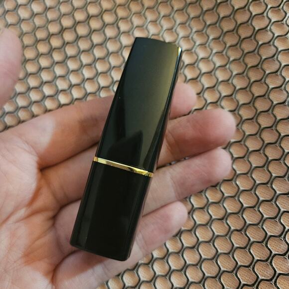 Signature Club A By Adrienne Lip Color RF #2 ~ Full-size Tube of Lipstick - Picture 6 of 7